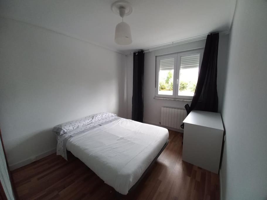 Apartamento En Santander Soleado Y Con Terraza. Eksteriør billede