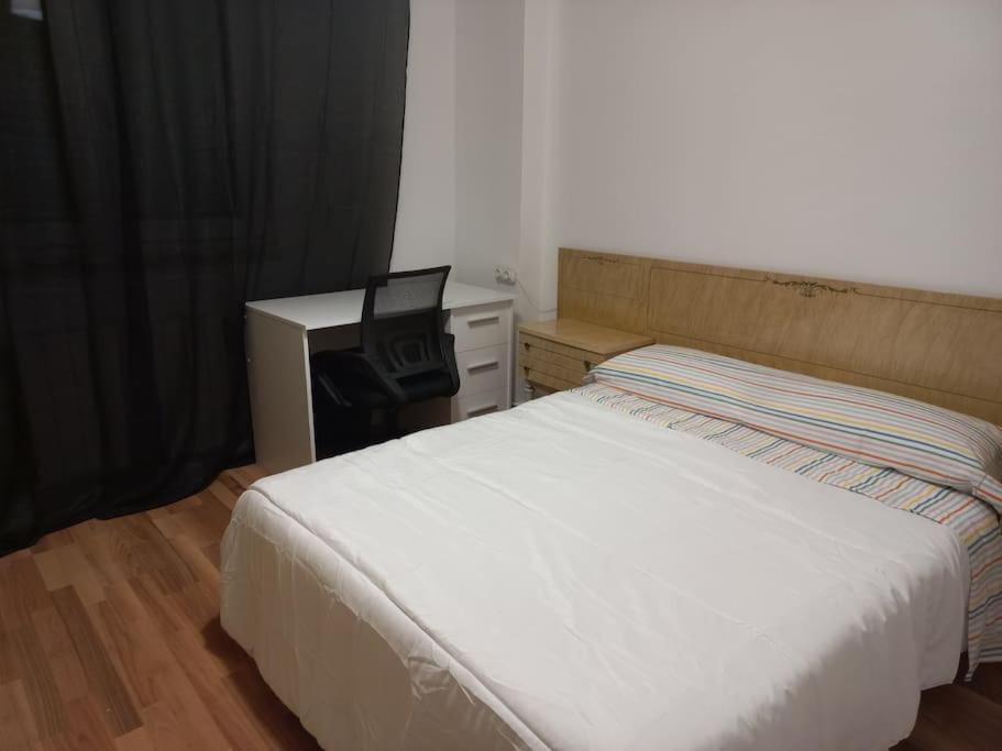 Apartamento En Santander Soleado Y Con Terraza. Eksteriør billede